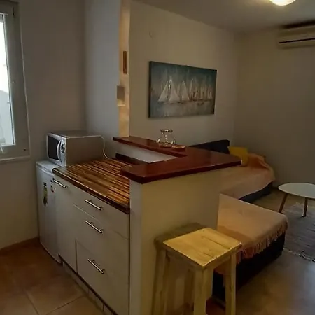 Frane Apartman