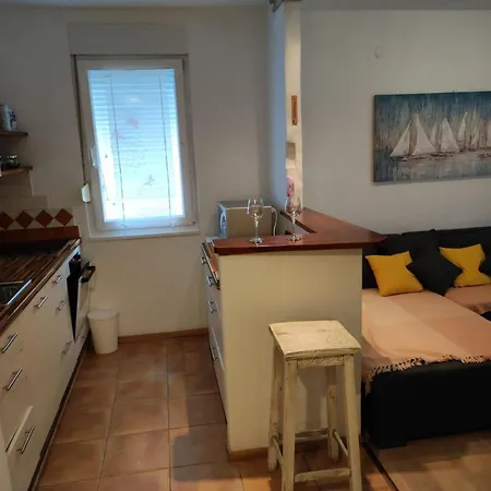 Frane Apartman